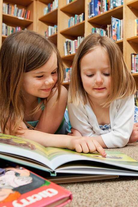 L'HEURE DES PETITS LECTEURS