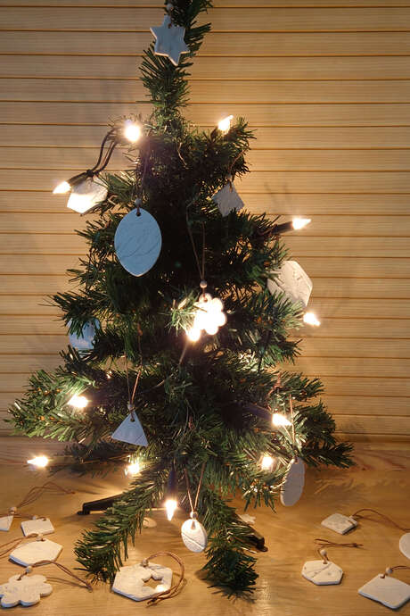Atelier décorations  de Noël en porcelaine