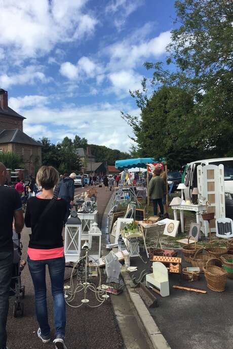 Salon des Antiquités et de la belle brocante