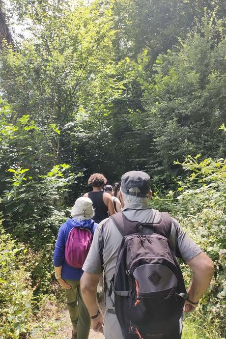 Randonnée découverte de l'écolieu les Amandiers