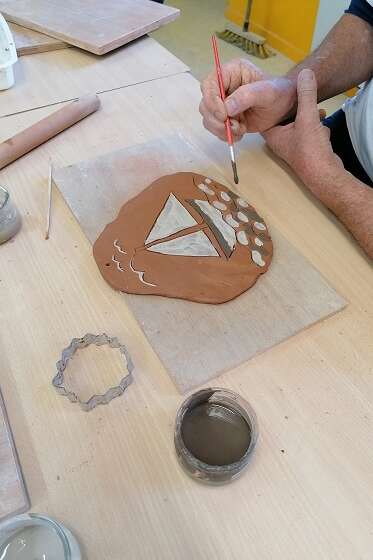 Atelier décor sur biscuit