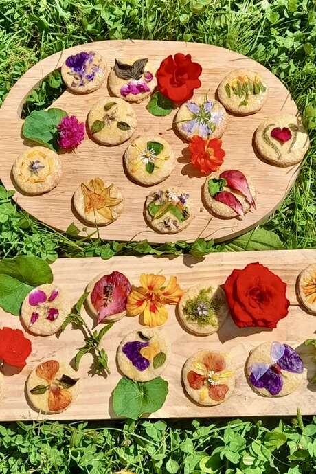 Découvrons et savourons les fleurs comestibles