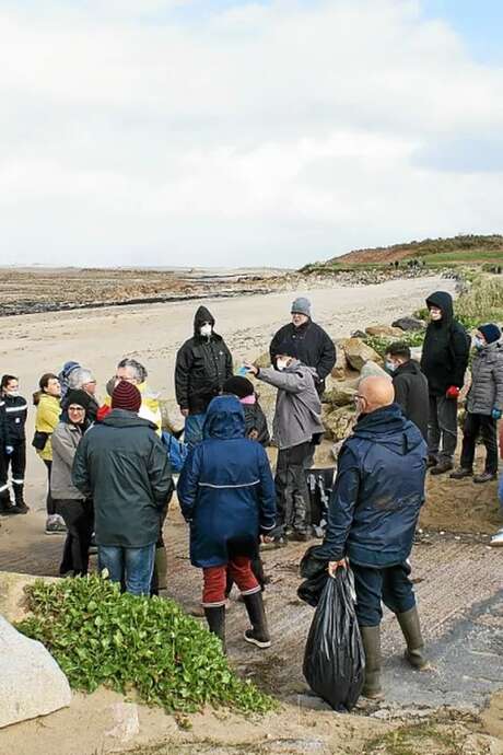 Ramassage citoyen des macrodéchets marins