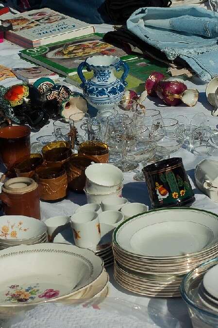 Vide Grenier et marché aux puces, Asso Club Rencontre