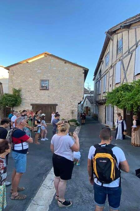Visite historique et architecturale en nocturne