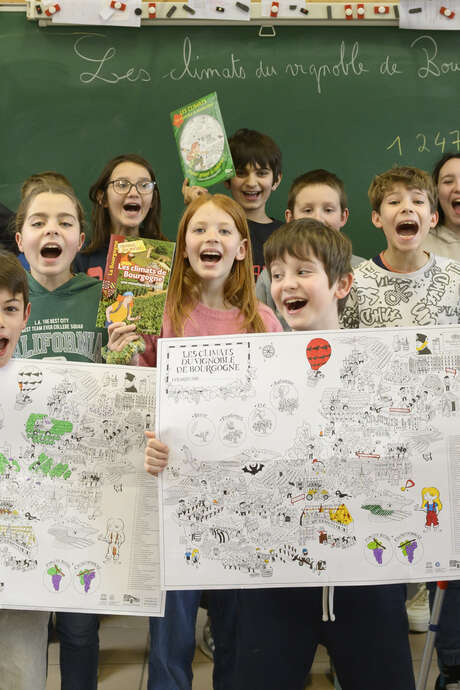 Les élèves exposent leurs "Regards sur les Climats"