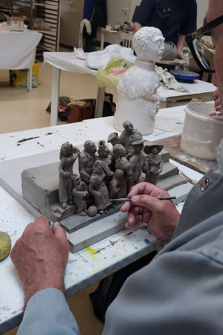 Visite guidée  et atelier modelage