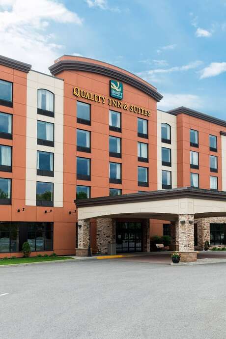 Quality Inn & Suites Lévis