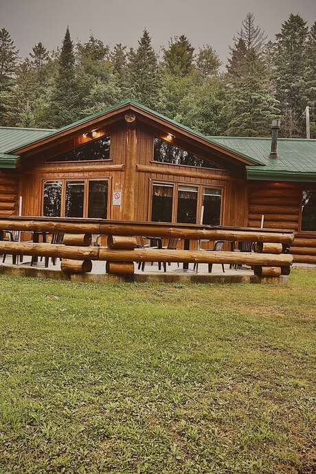 Le Montagnard Resto-Bar & Relais