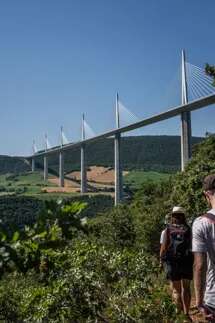 Randonnée autour du Viaduc de Millau - Maison des Accompagnateurs
