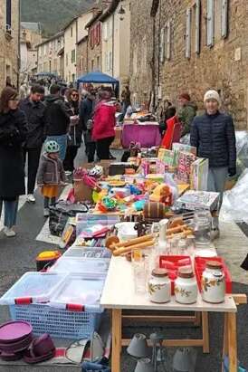 Vide grenier de la Cresse