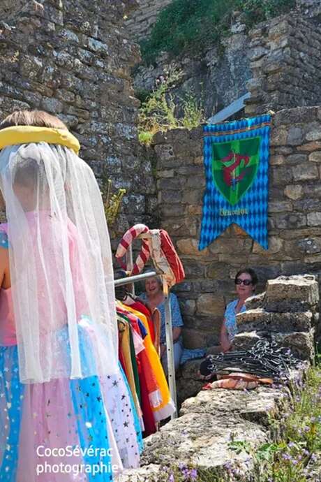 Animations enfants roi du château - Château de Peyrelade