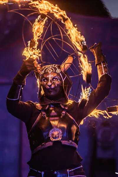 Festival Bonheurs d'Hiver - Spectacle de feu " Portal Solaris " - Cie Vaporium