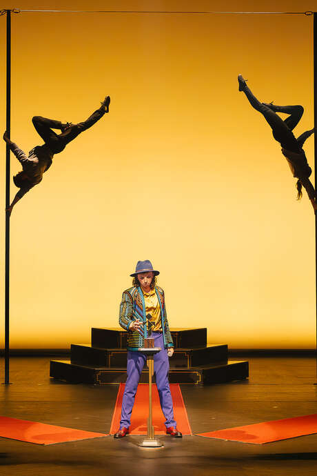 Spectacle : The Award