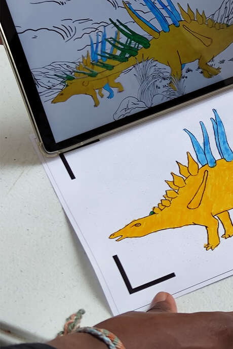 Color mouve : Transformez vos coloriages en dessins animés