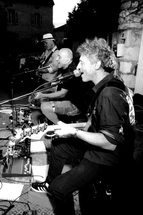 Concert • Mister T and the Alan Twins