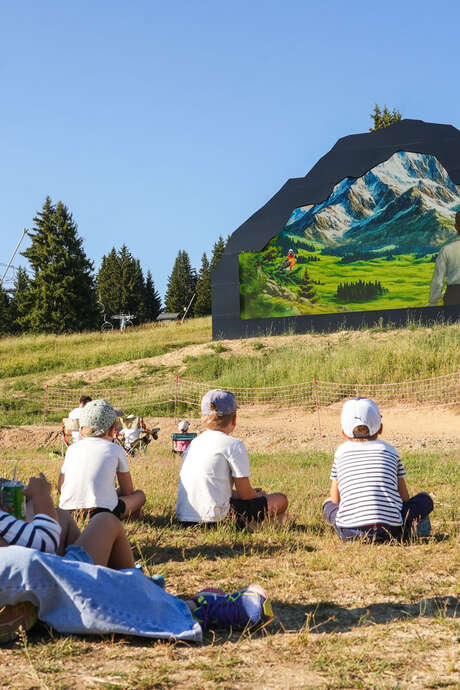 Alpiscenies - le Cine plein air