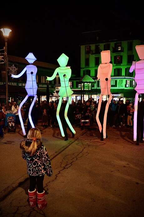 Parade  de l'étrange au Biollay !