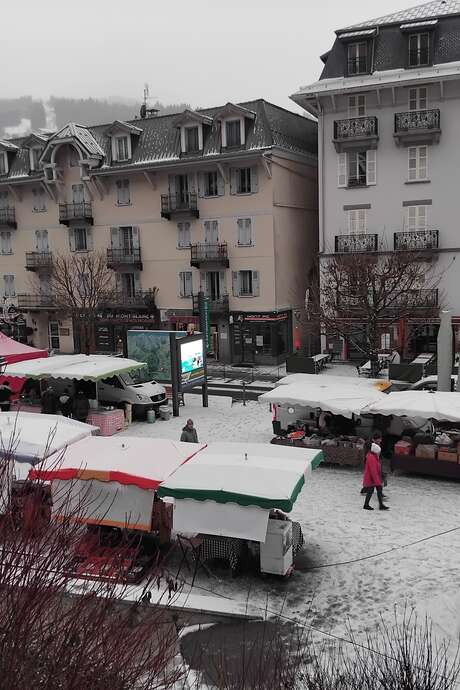 Marché de producteurs et artisans locaux