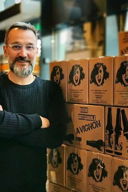 Microbrasserie La Comédienne : une aventure sous pression