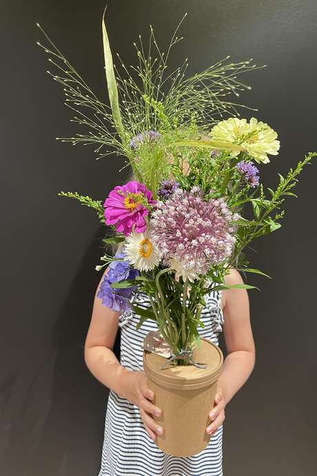Bouquet de fleurs de saison - Atelier Enfants
