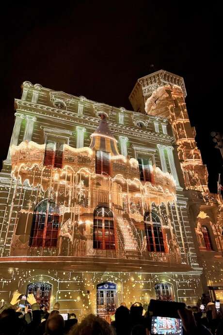 Christmas light projection on the façade of the Ciotaden museum