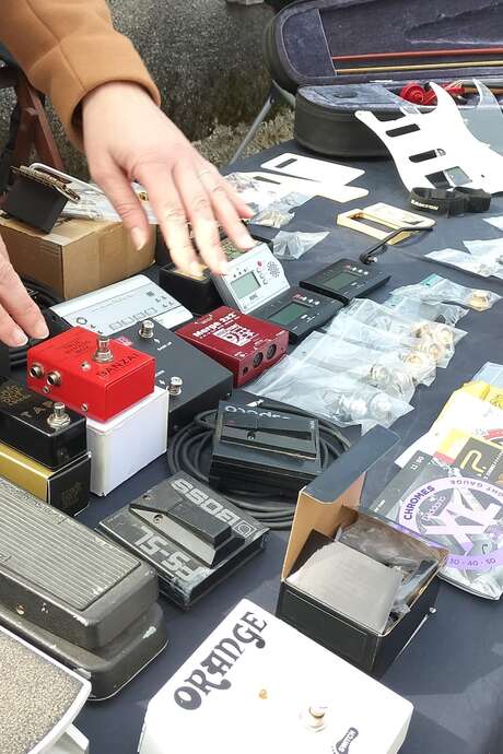 Braderie musicale de Lâche Moi La Gratte