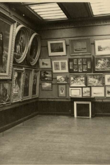 Visite guidée : Explorez l'histoire du musée Hèbre