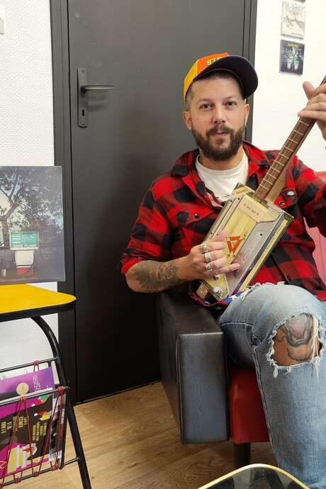 Village Charlot: Blueskonzert in den Petites Cantines mit Cyril Maguy