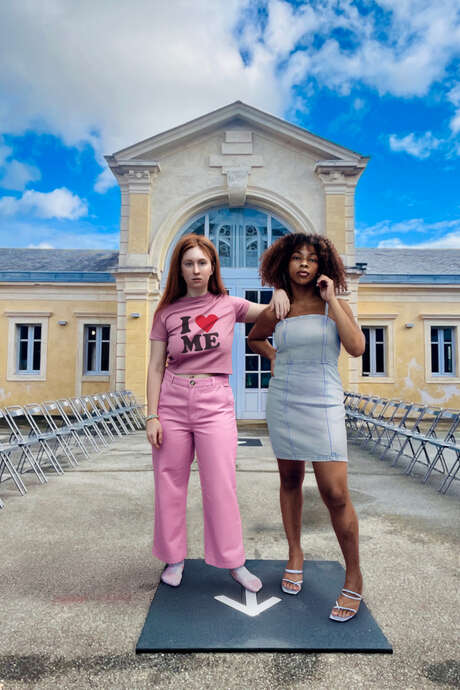 Théâtre - défilé : Les Superbes