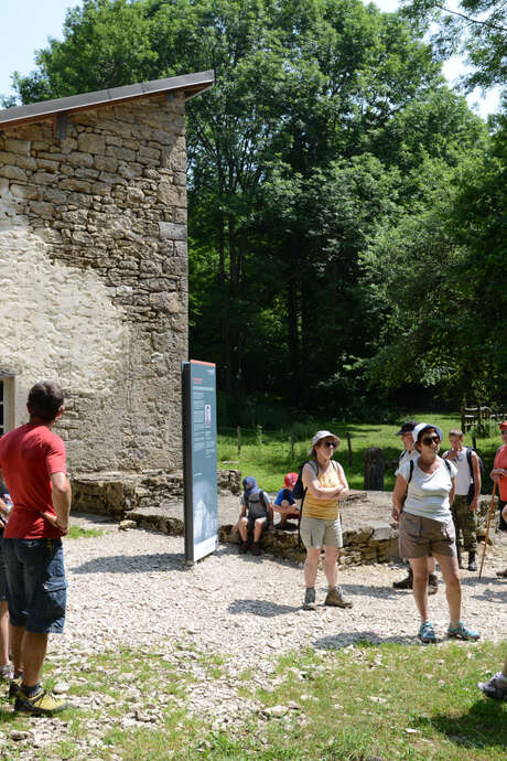 Randonnée historique à Brénod