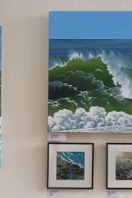 Exposition de peintures à la galerie de l'ancienne ferme à Fitignieu