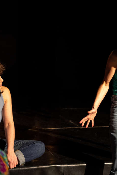 Spectacle théâtral "Toutes & chaos"