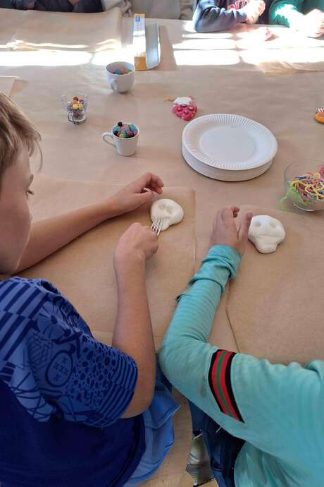 Atelier : bijoux de cimetière