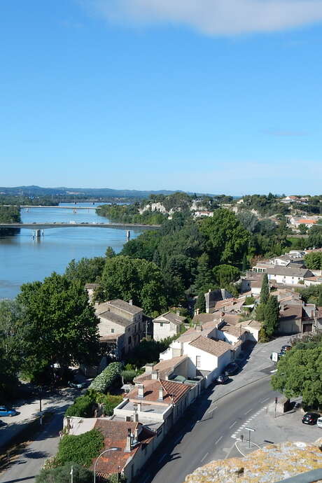 L'histoire et le Rhône à Villeneuve lez Avignon