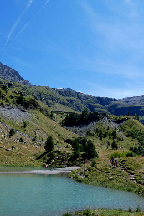 Séjour sportif au Parc National des Écrins. Dormillouse et Prapic // Terralpina