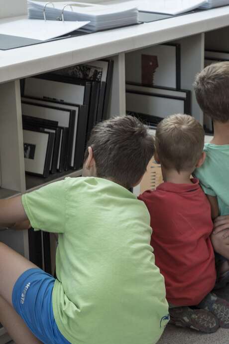 Visite-atelier des 4-6 ans : Découverte de l'artothèque et de la gravure