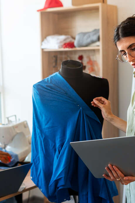 Atelier de couture : Comment hacker un t-shirt au FabLab ?