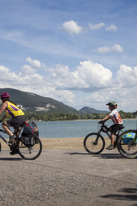 Balade à vélo : tour de la Vallée Bleue