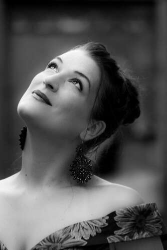 Klaviere mit Herz / Ersetzt durch: Neujahrskonzert