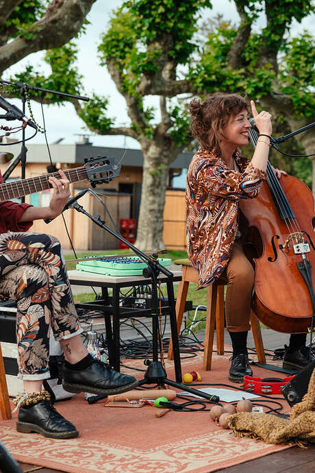 Children's Wednesday - Educational concert by the Solsoum duo