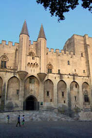 Avignon au temps des Papes en Espagnol