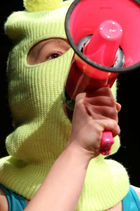 Puisque c'est comme ça je vais faire un opéra toute seule • Cie Je garde le chien