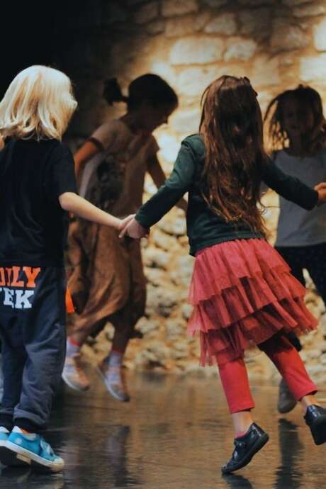 Vacances des Bambini - Danse et arts plastiques