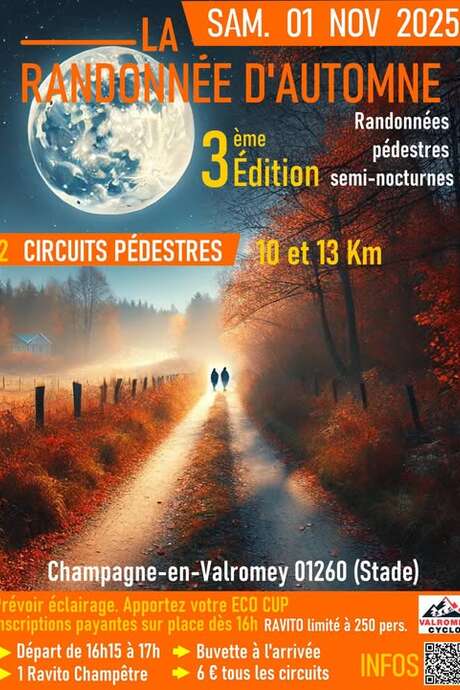 Automn hike at the nightfall