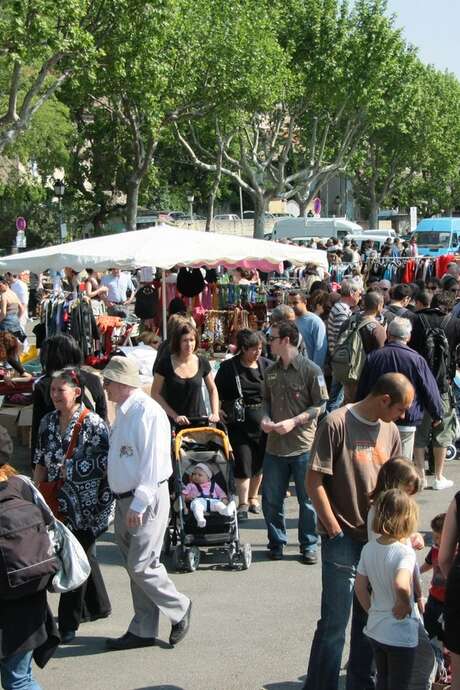 Marché à la brocante