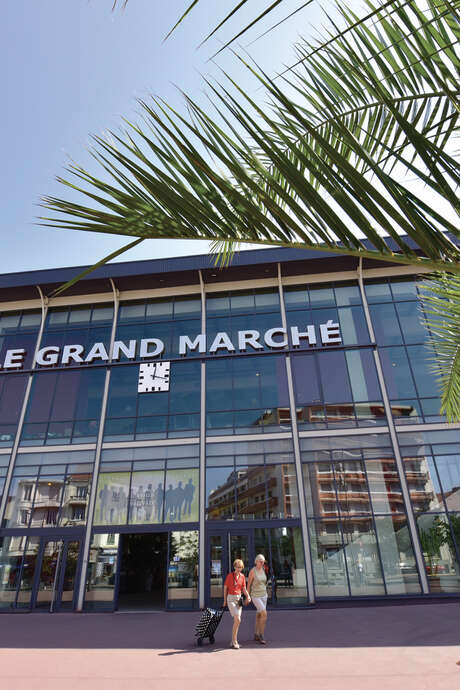 Le Grand Marché