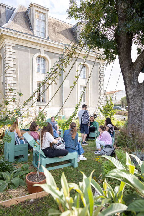 Rendez-vous in the Gardens: The Garden of Utopias
