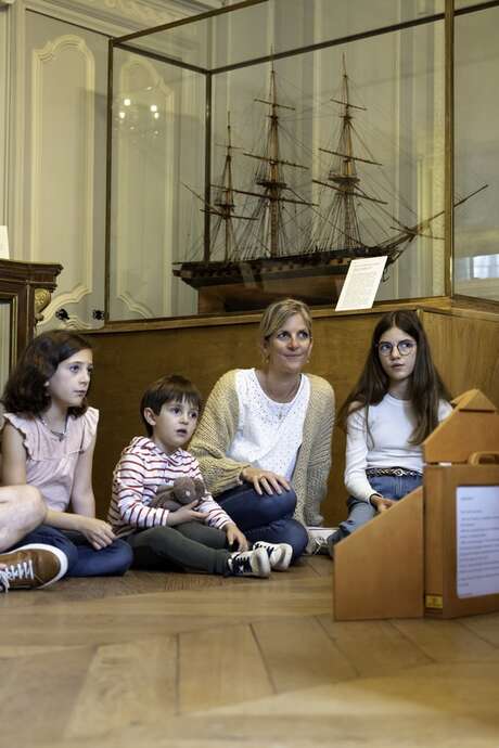Märchenhafte Tour für Kinder : Kleiner Baum will segeln