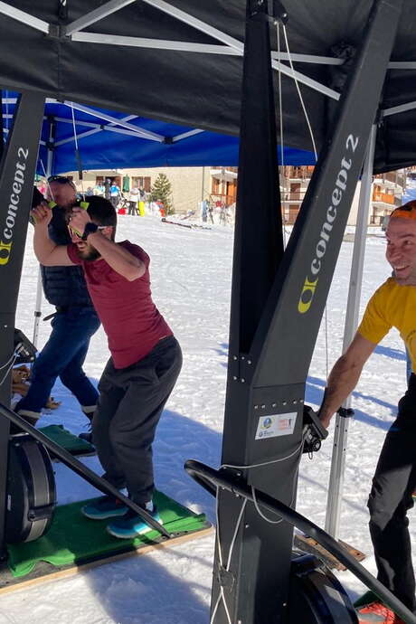 SkiErg thrust simulator